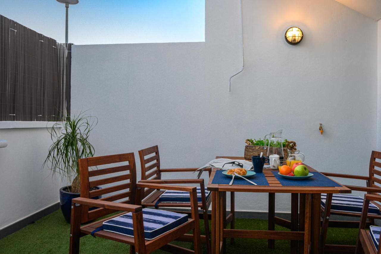 La Marinera House-Near The Beach, Fast Wifi, Air-Con On Main Bedroom And Sat Tv Playa Blanca  Eksteriør bilde
